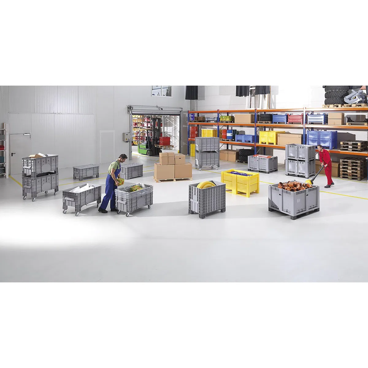 FRANKEL kaiserkraft | Caisse-palette en polyéthylène | capacité 285 l | 4 pieds et 4 roulettes pivotantes | 1 pièce et +