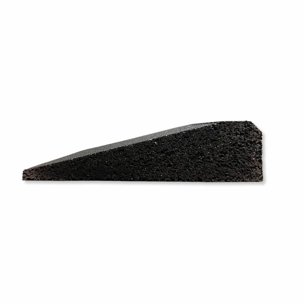 bepco Rampe de Trottoir, L x l x H : 100 x 25 x 5 cm, en Caoutchouc (Noire), avec rondelles intégrées à la Rampe pour la Fixation
