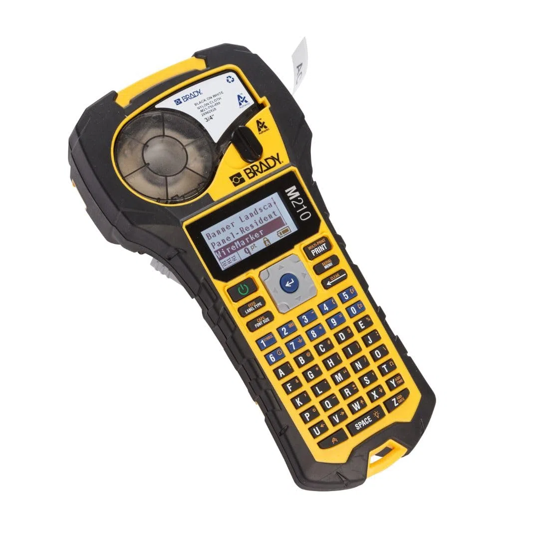 Brady M210 Étiqueteuse Portable - Machine à Étiquettes Industrielle avec Cartouche Incluse
